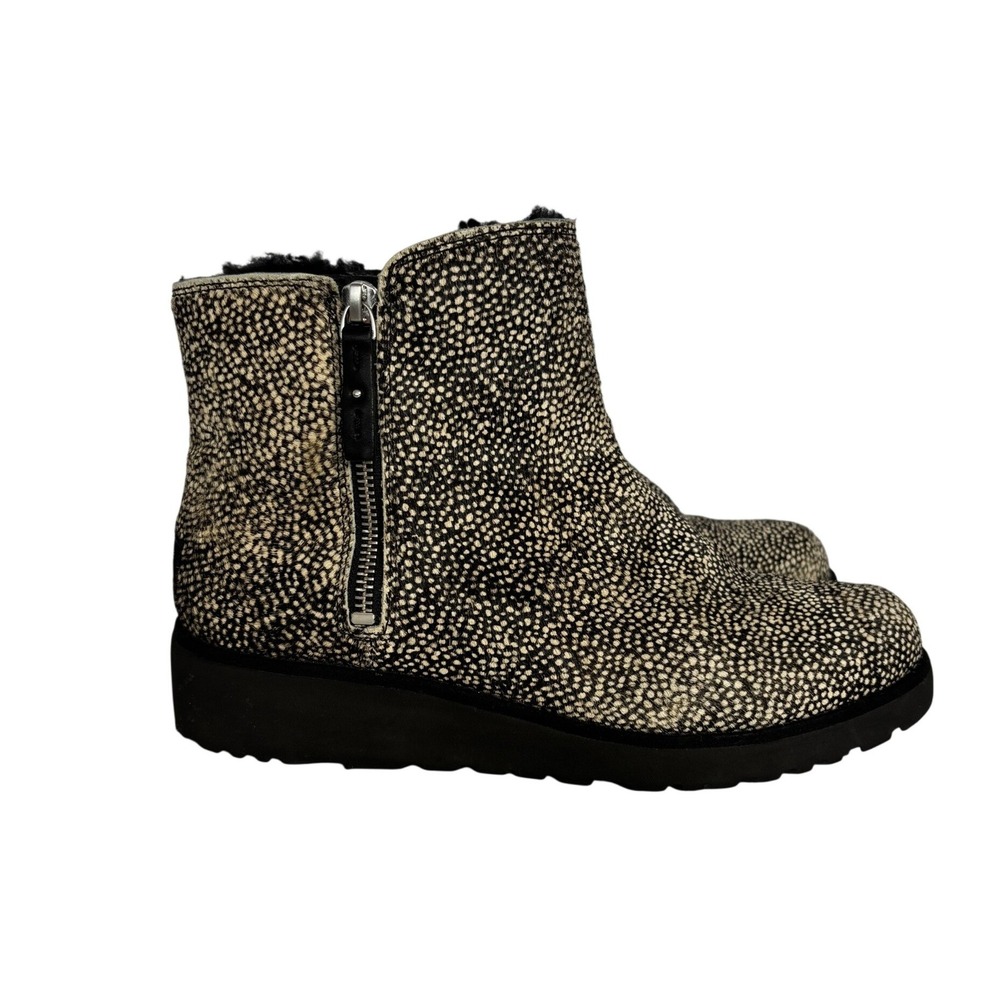 UGG Womens Shala‎ Boots Size 9 Exotic Cream Black Calf Hair Zip Bootie Platform